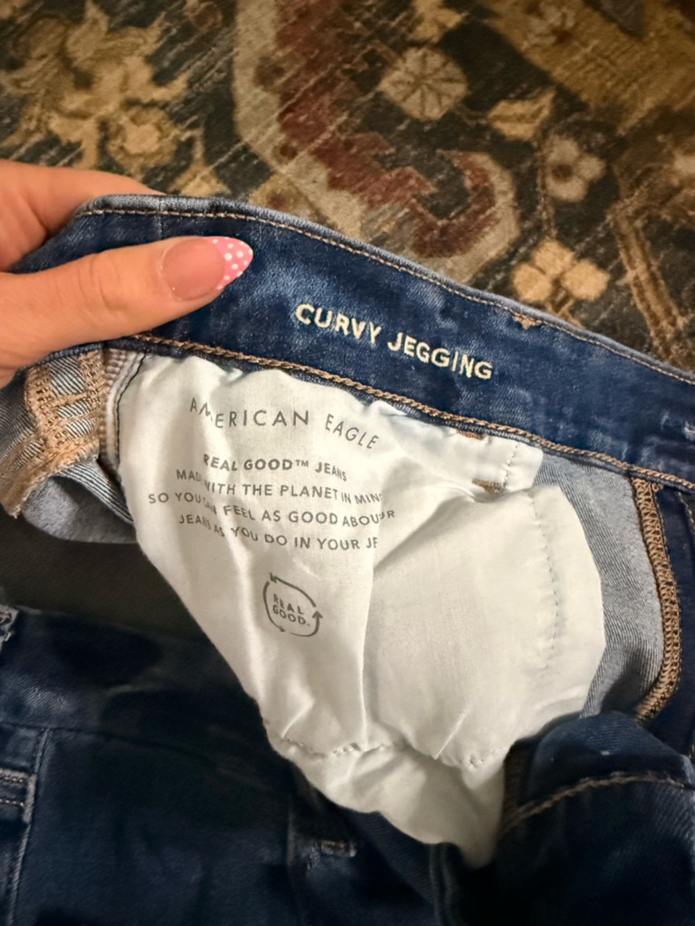 American Eagle Dark Wash Distressed Curvy Jegging - Picture 5 of 10
